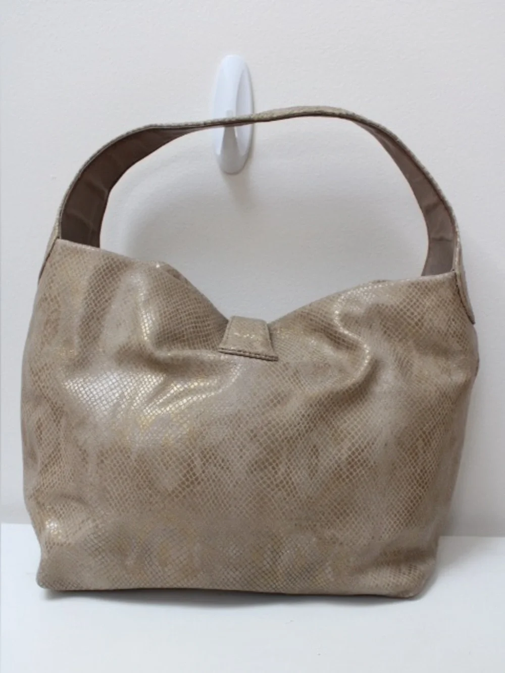 Dooney & Bourke Belvedere hobo bag